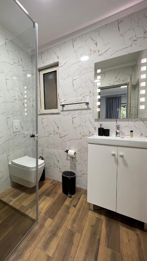 Vila 90 Boutique Hotel Тирана Экстерьер фото